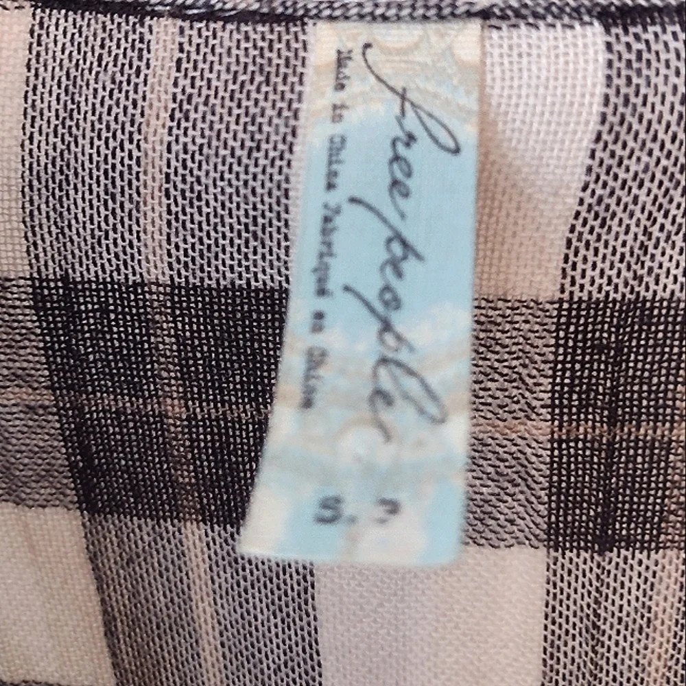 Free People women's long sleeve black/white plaid shirt size (S)